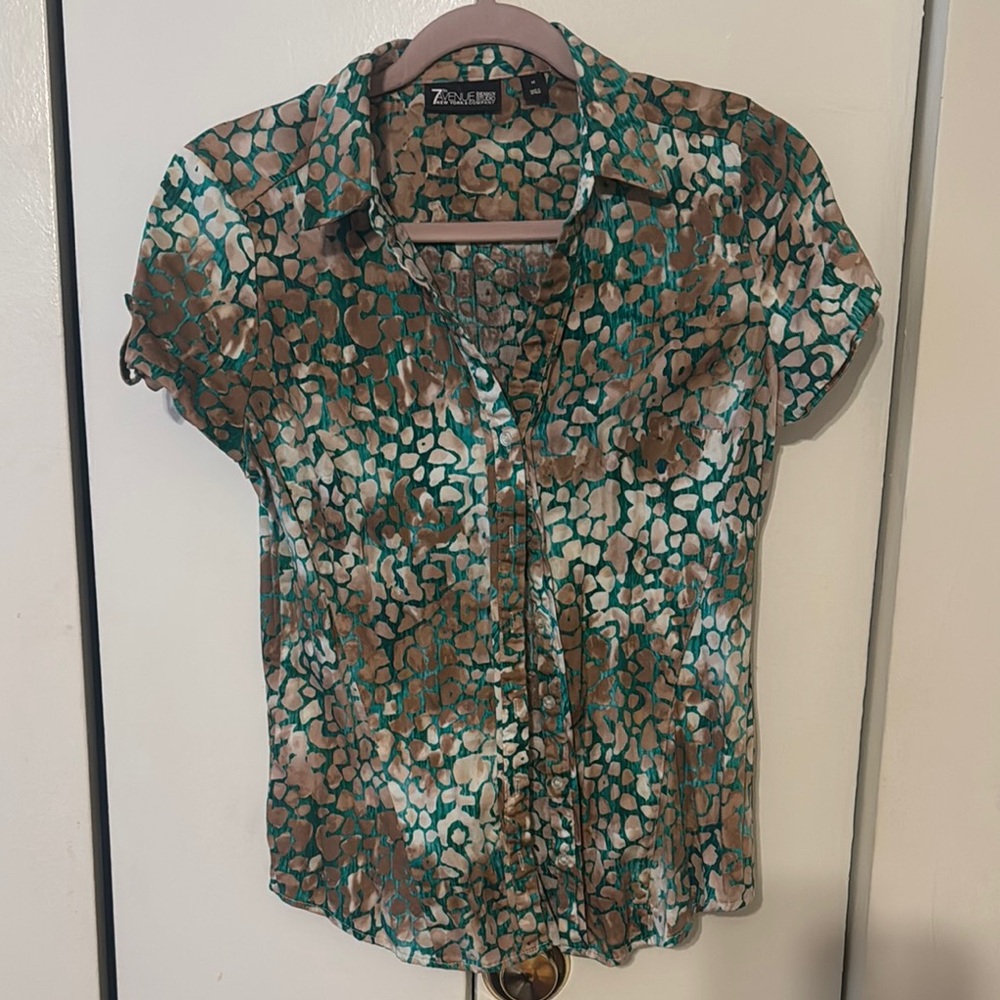 New York & Company Blue and Brown Cap Sleeve Button Down Blouse